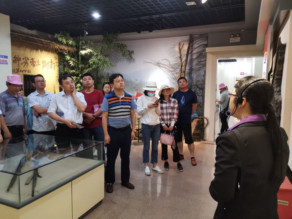 �������ʹ���-׷�󿵽�,����һ������