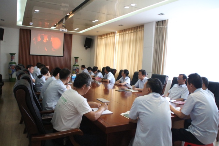 �������ʹ���-׷�󿵽�,����һ������